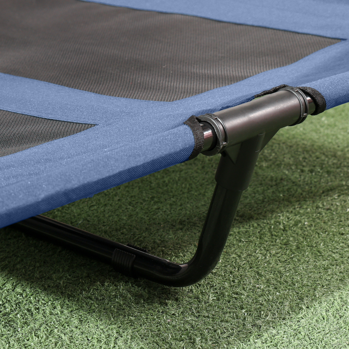 Cool Comfort Elevated Dog Bed with Canopy - PawHut Pet Cot for Ultimate Relaxation